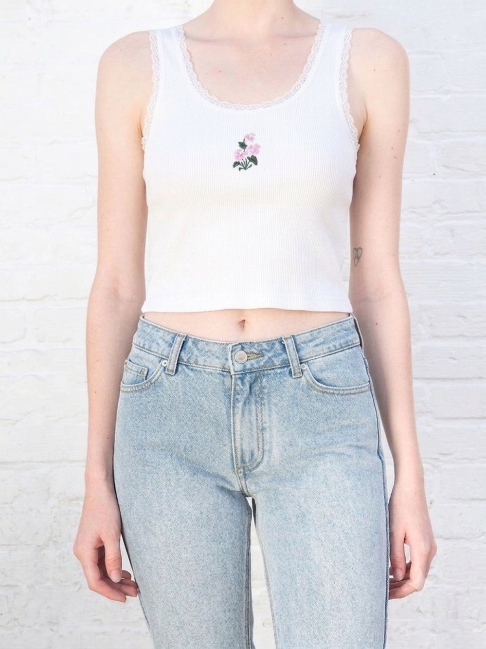 RARE Brandy Melville J. Galt Ronnie Lace floral Embroidered CropTank Top White